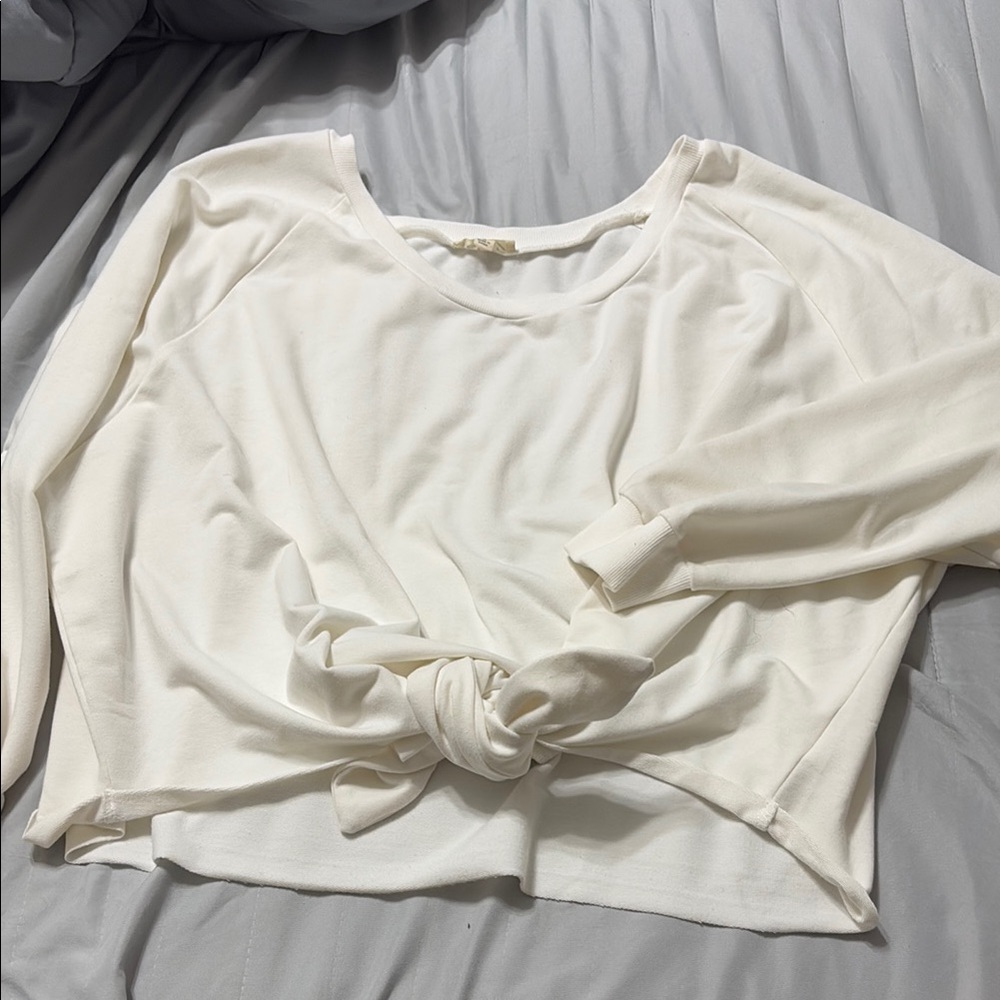 Chic Cream Knotted Long Sleeve Top